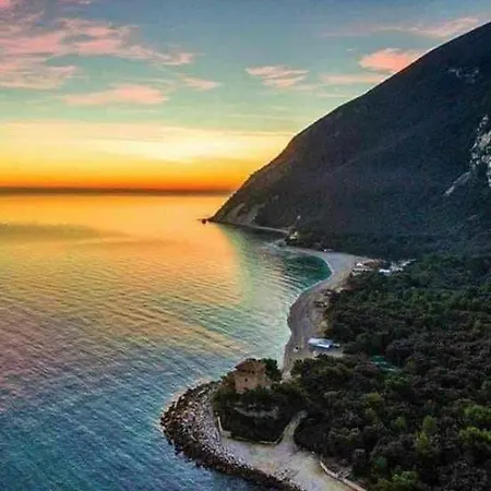 Casa Svarchi Hotel Numana