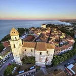 Casa Svarchi Hotel Numana