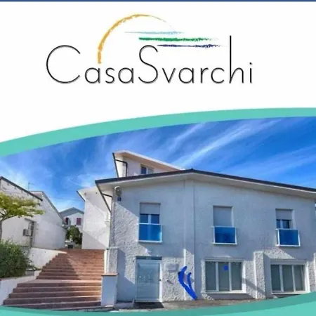 מלון Casa Svarchi 3*