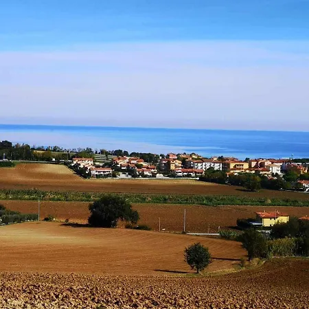 Casa Svarchi 3* Numana